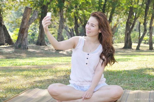 為什么女人在做完運動之后,都喜歡讓男人幫她拍照